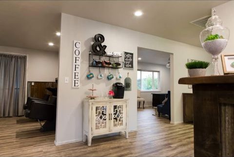 The Branding Iron Salon, beauty salon in Roseburg, OR